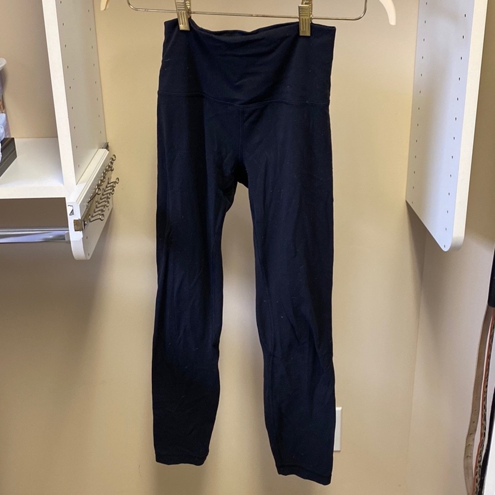 Lululemon leggings size 6
